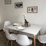 Apartamento Elizabeth 2 *